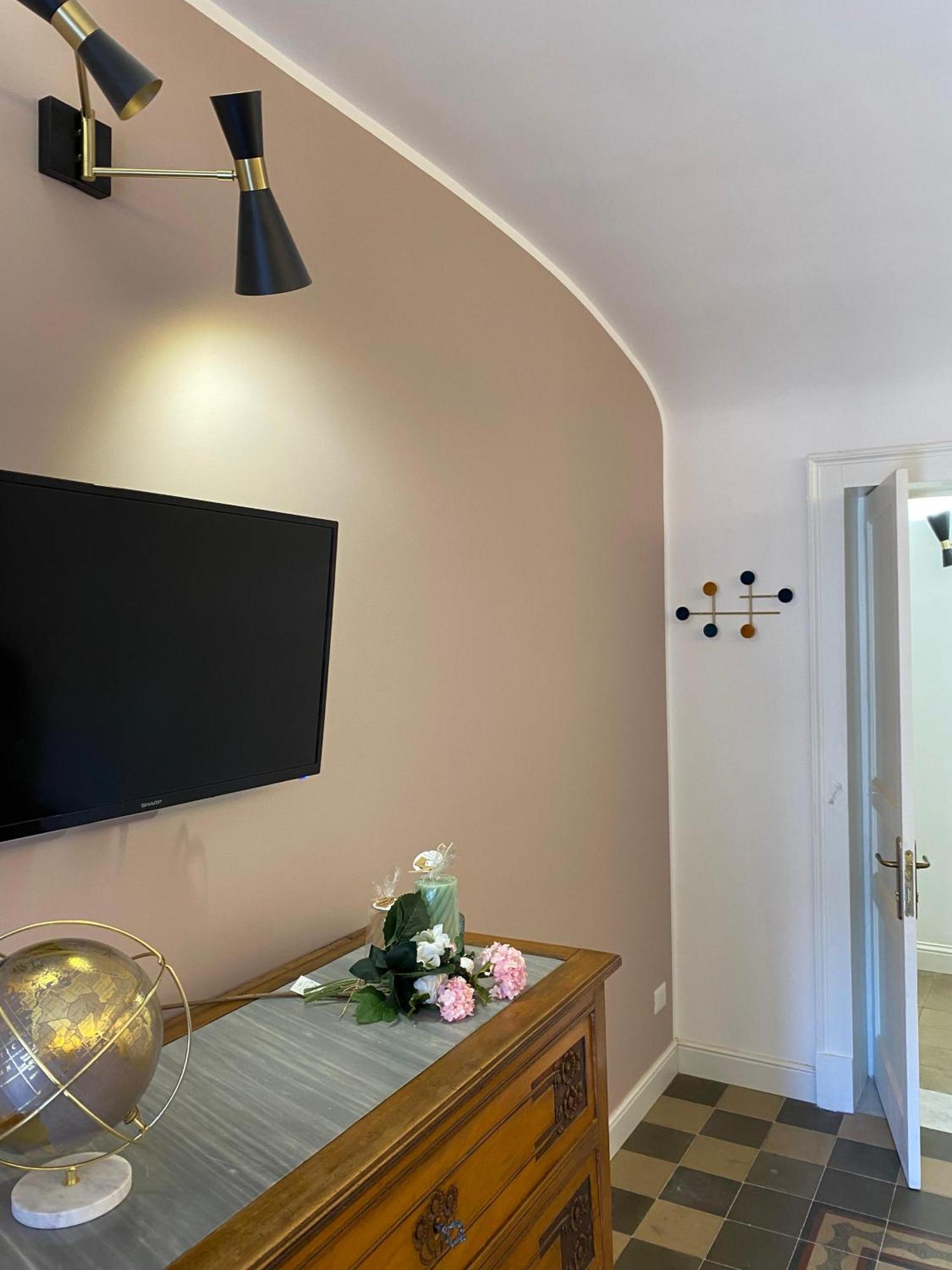 Dimora Dei Minoriti Bed & Breakfast CTA Exterior foto