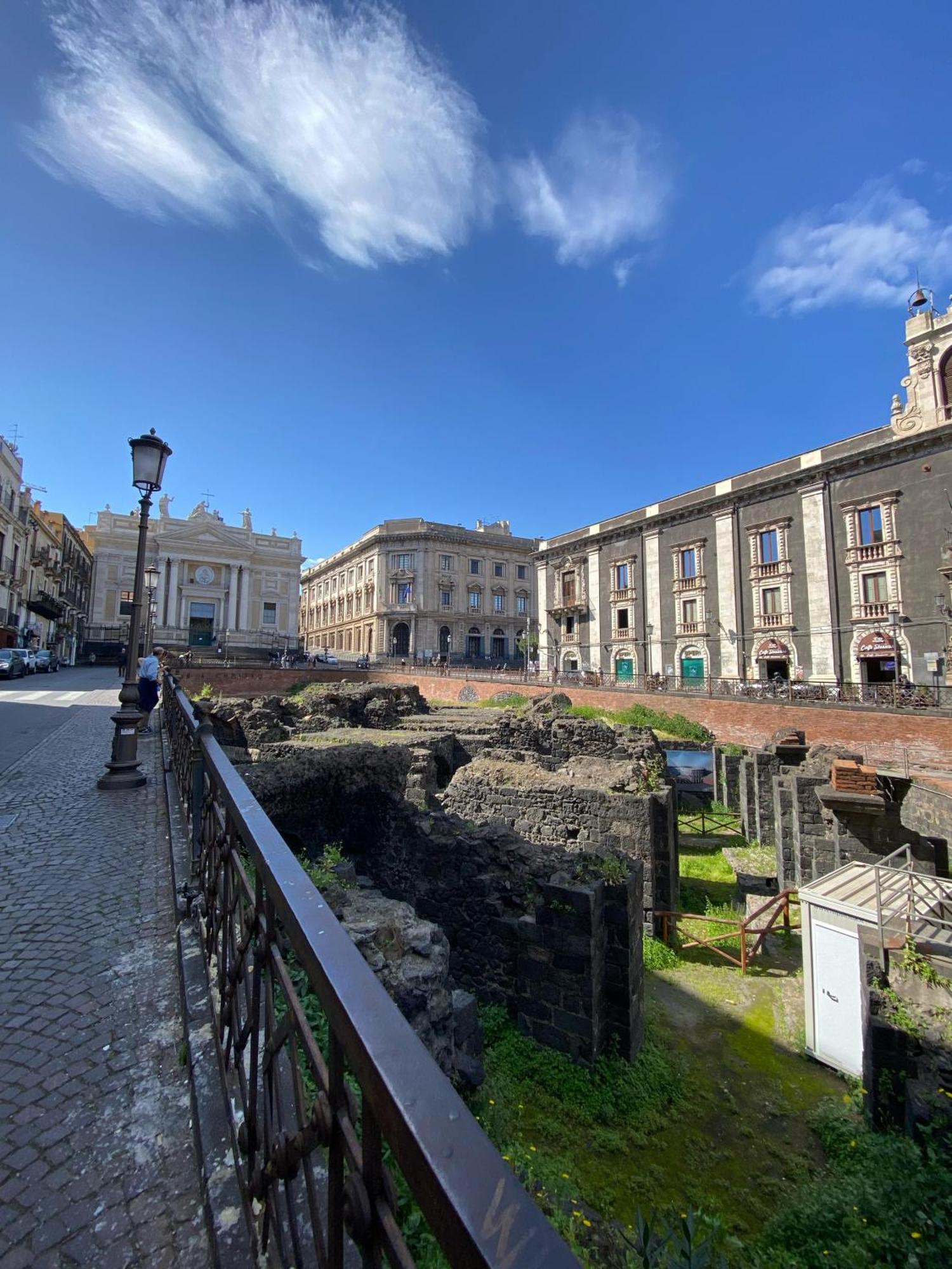 Dimora Dei Minoriti Bed & Breakfast CTA Exterior foto