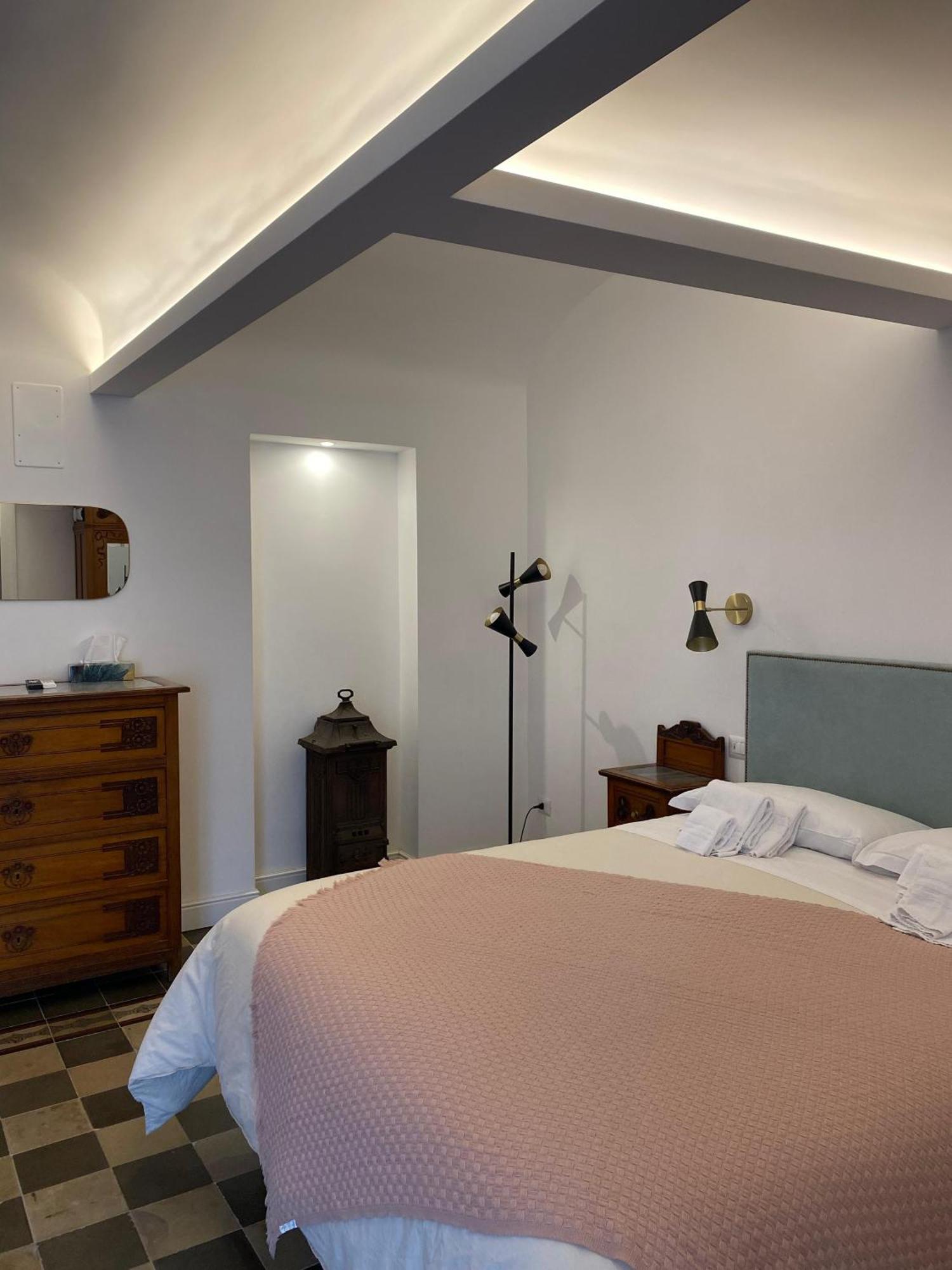 Dimora Dei Minoriti Bed & Breakfast CTA Exterior foto